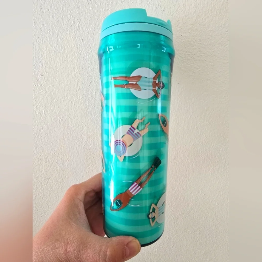 NWT Starbucks 2025 LATAM Summer BY Pool Cold Cup Tumbler With Flip Lid, 20 Oz